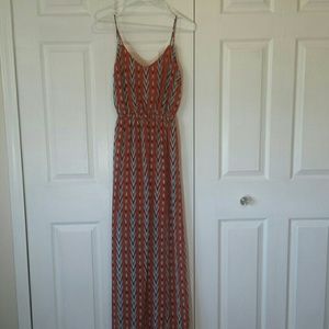 Soprano full length patterned dress